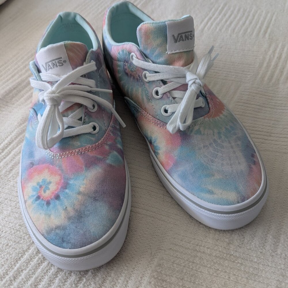 Vans Doheny Tie Dye Skate Shoes Sneakers Lace Up - Size 8.5  NWOT